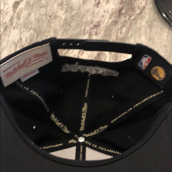 Mitchell and Bess black golden state SnapBack - Picture 2 of 2